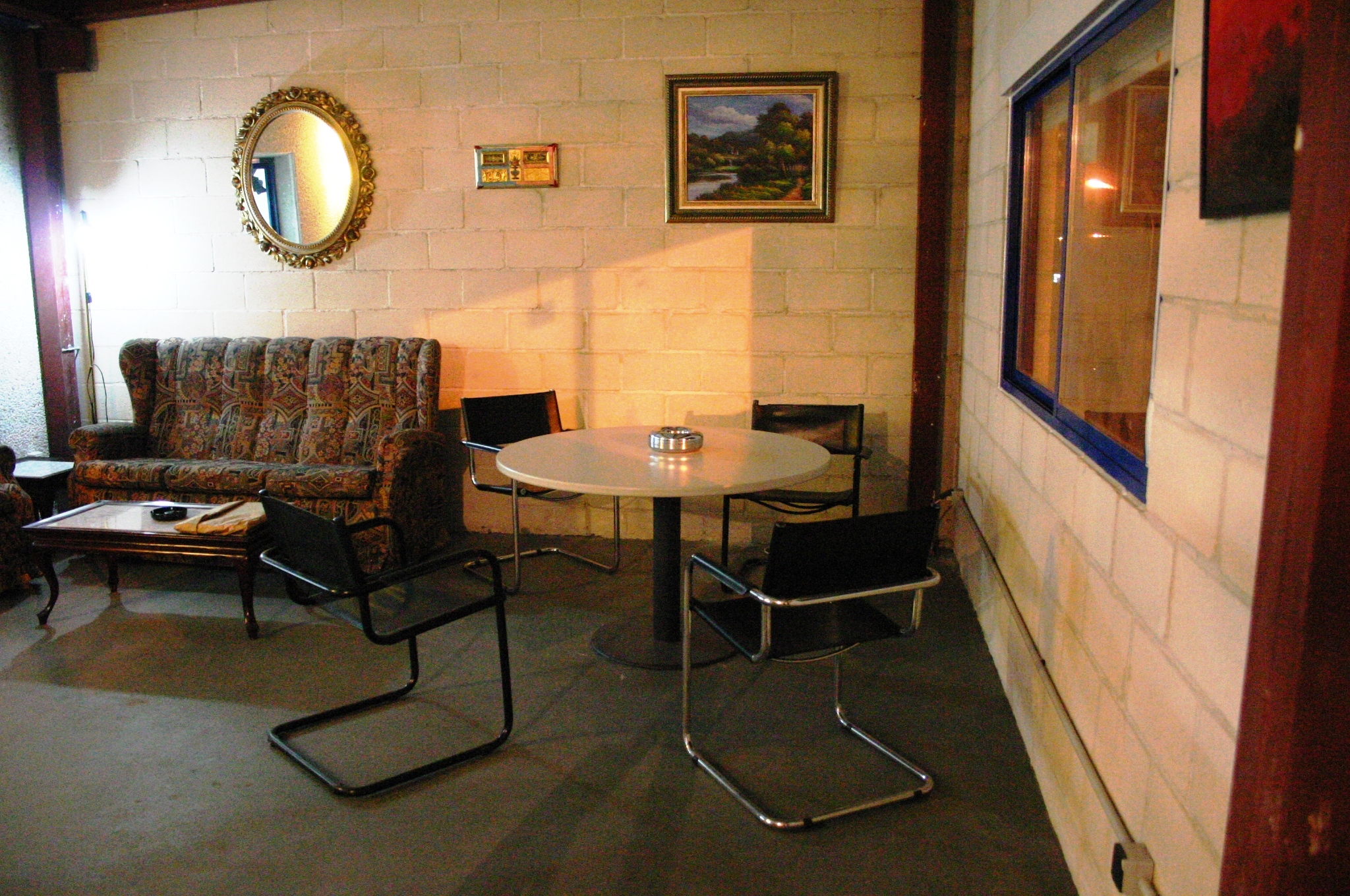 sala de reunión del plató